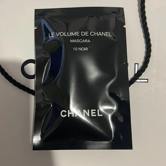 Authentic Chanel bundle - Picture 8 of 17